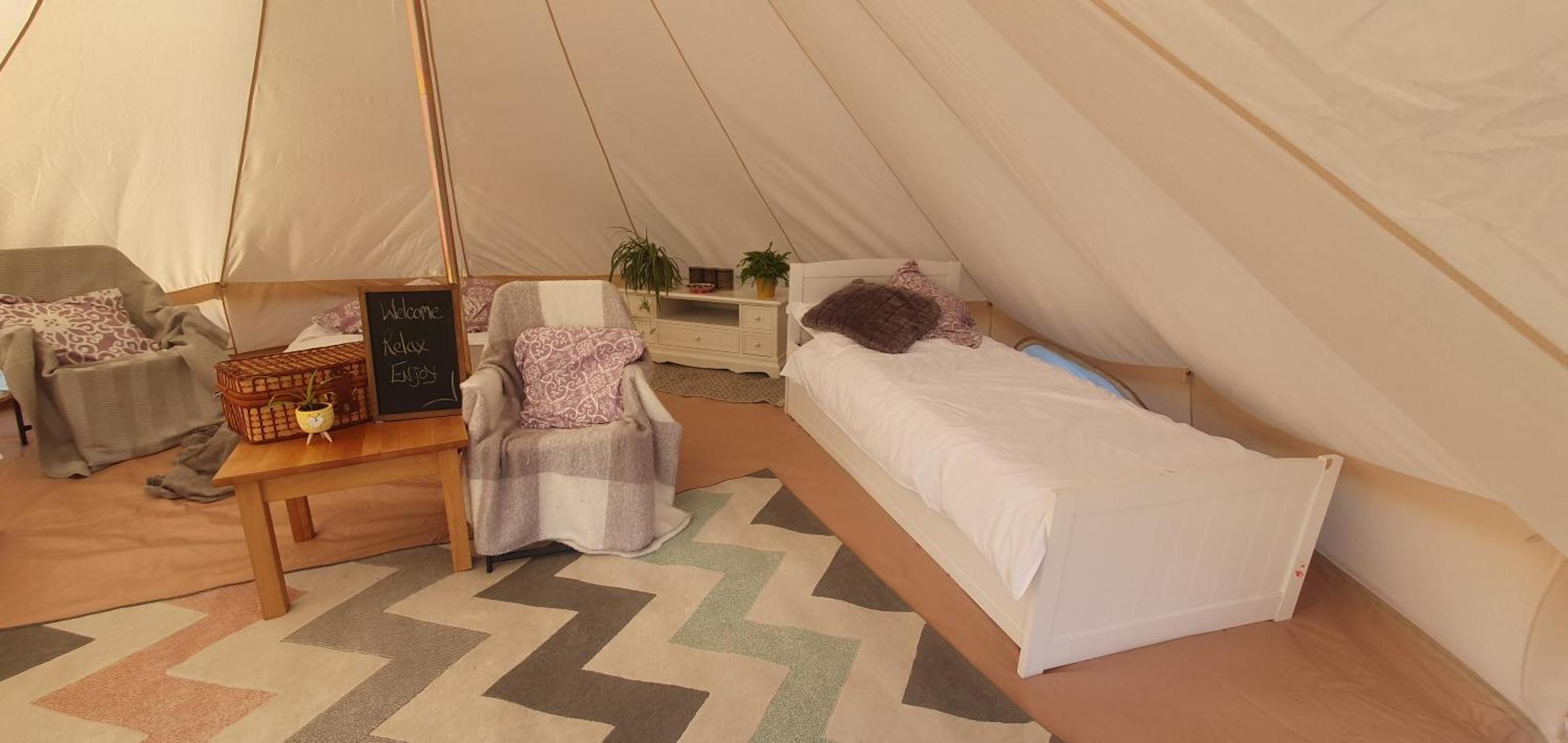 Trevena Cross Glamping & Camping Гелстон Екстер'єр фото