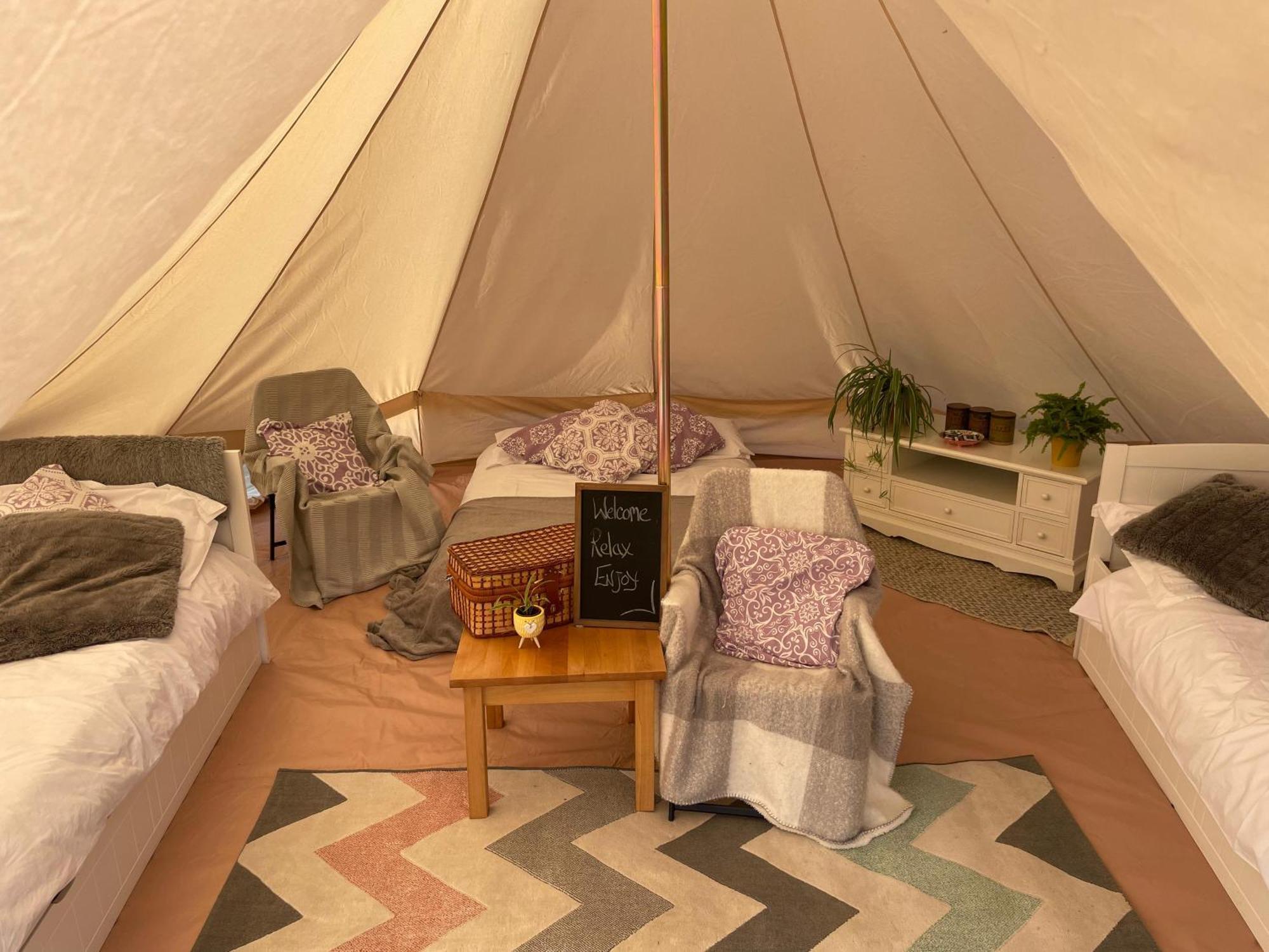 Trevena Cross Glamping & Camping Гелстон Екстер'єр фото