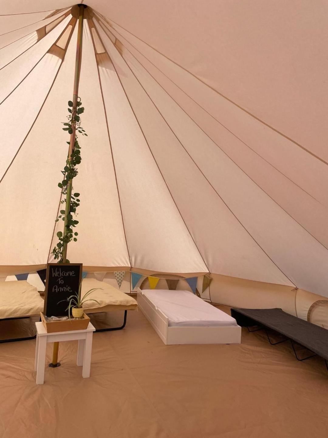 Trevena Cross Glamping & Camping Гелстон Екстер'єр фото