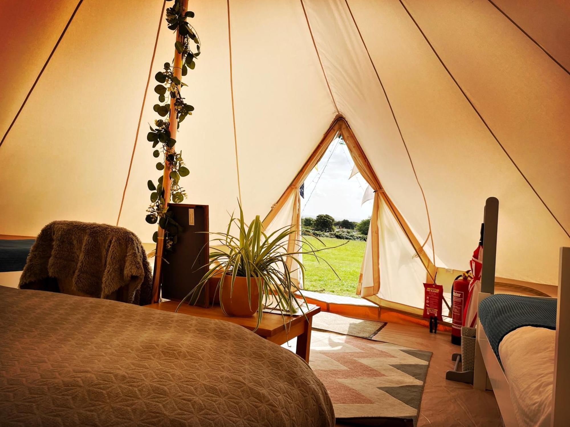 Trevena Cross Glamping & Camping Гелстон Екстер'єр фото