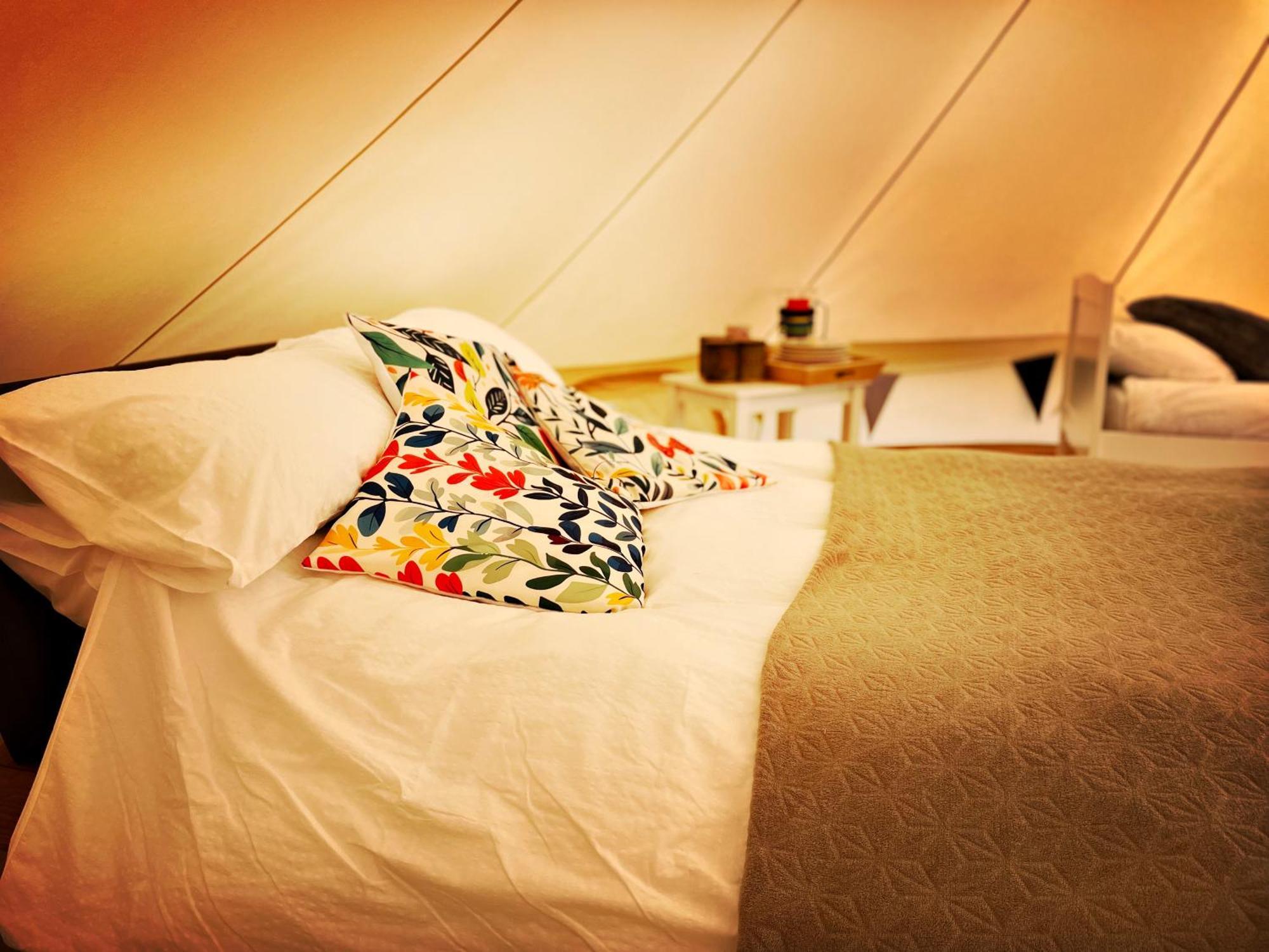 Trevena Cross Glamping & Camping Гелстон Екстер'єр фото