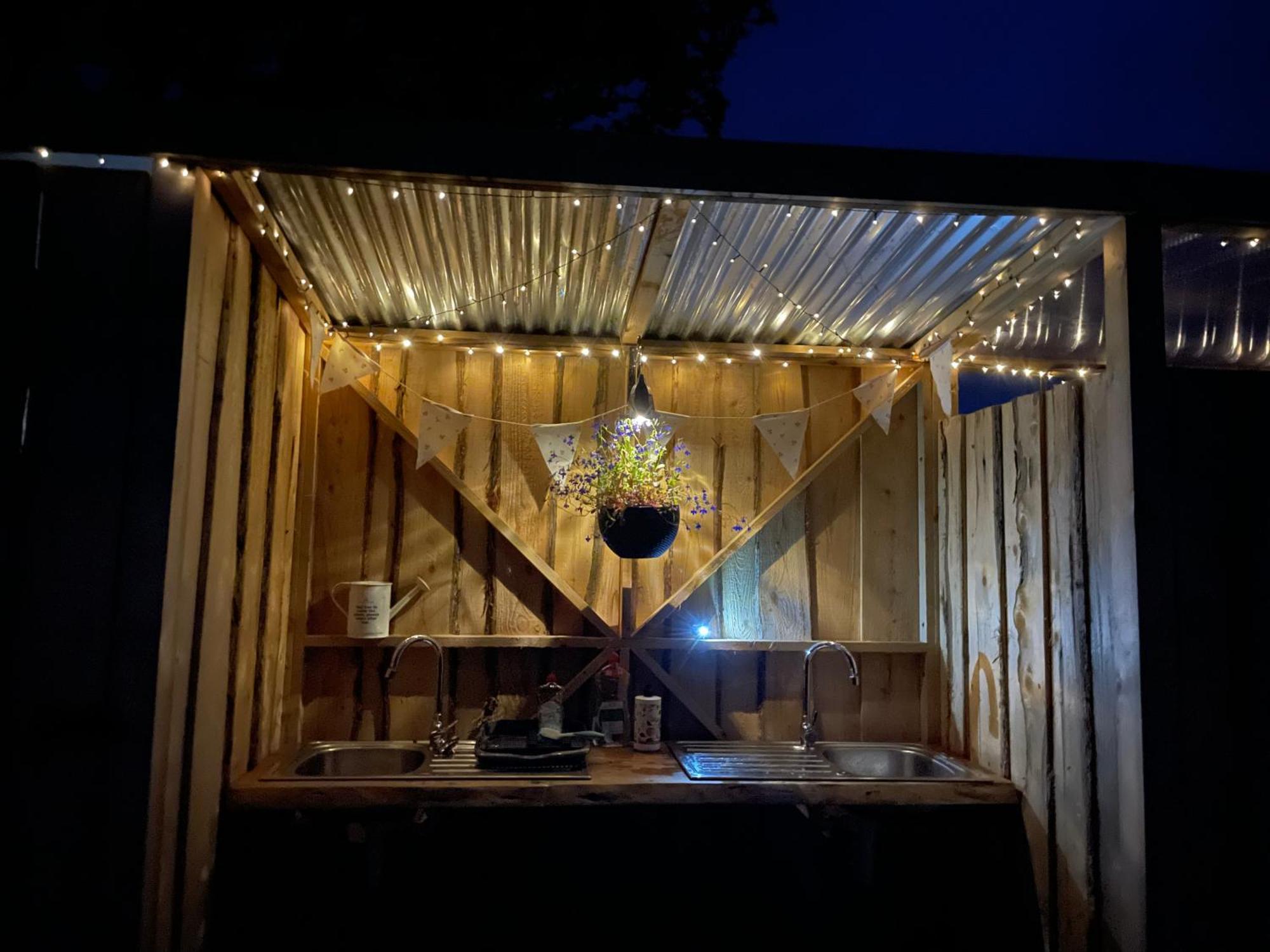 Trevena Cross Glamping & Camping Гелстон Екстер'єр фото
