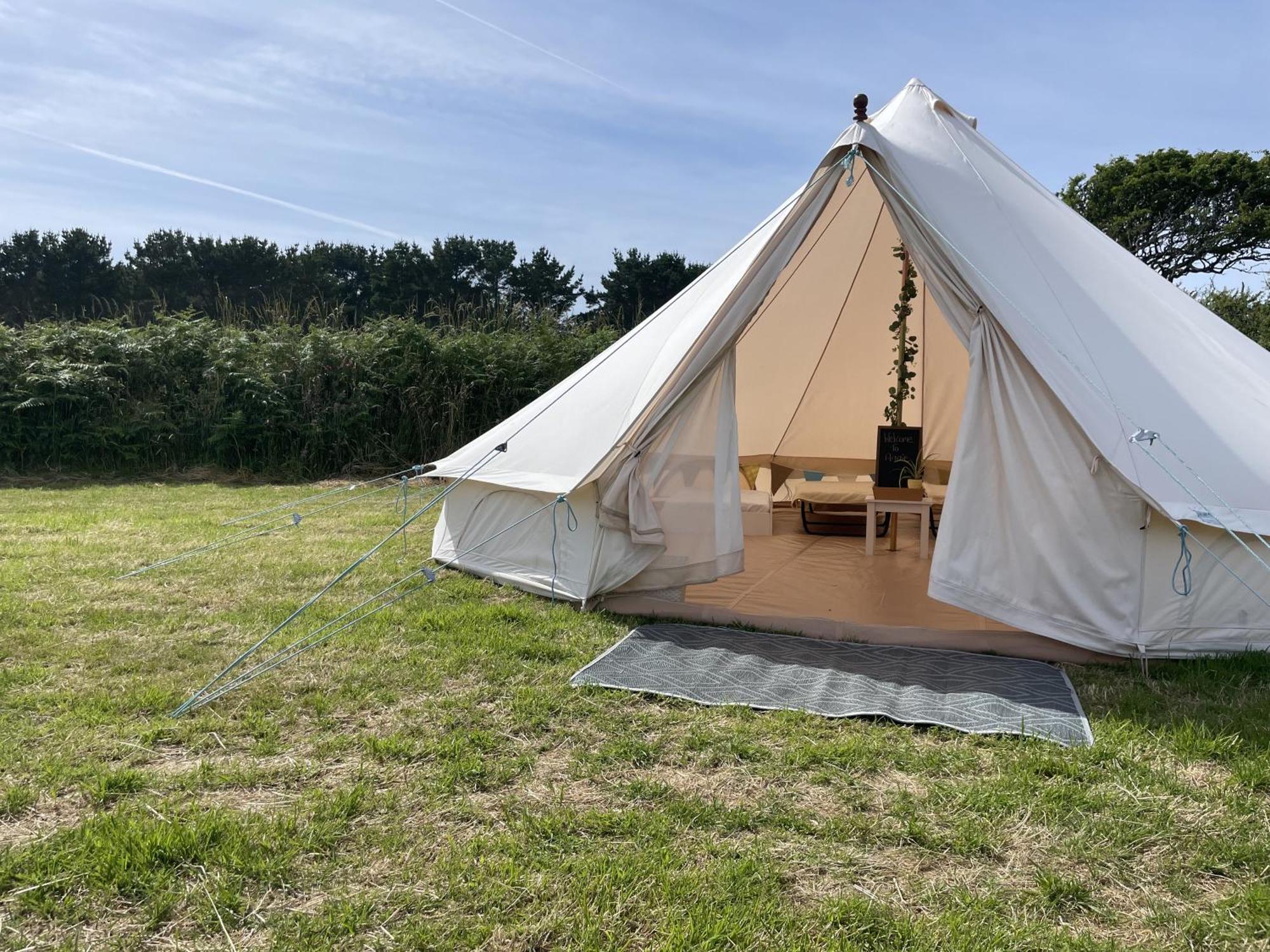 Trevena Cross Glamping & Camping Гелстон Екстер'єр фото